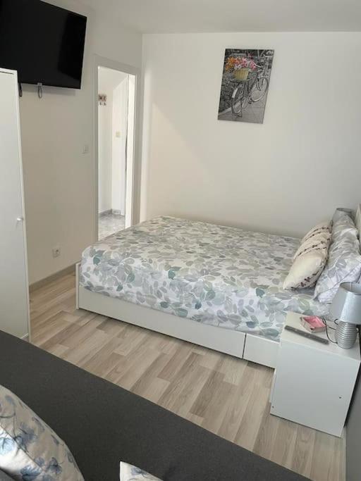 Acogedor Piso En Carino Apartment ภายนอก รูปภาพ